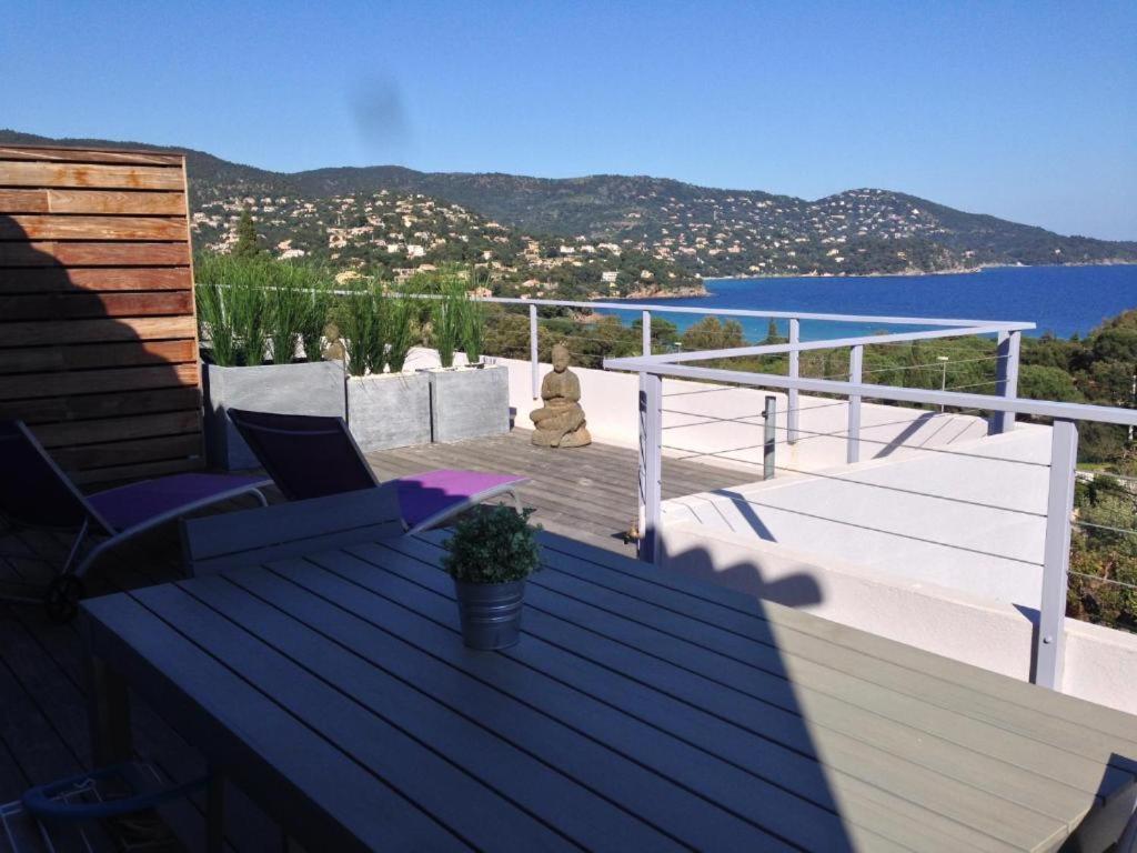 Residence Le Mas Le Lavandou Exteriör bild