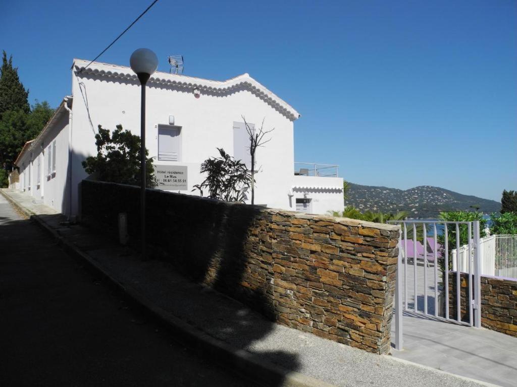 Residence Le Mas Le Lavandou Exteriör bild