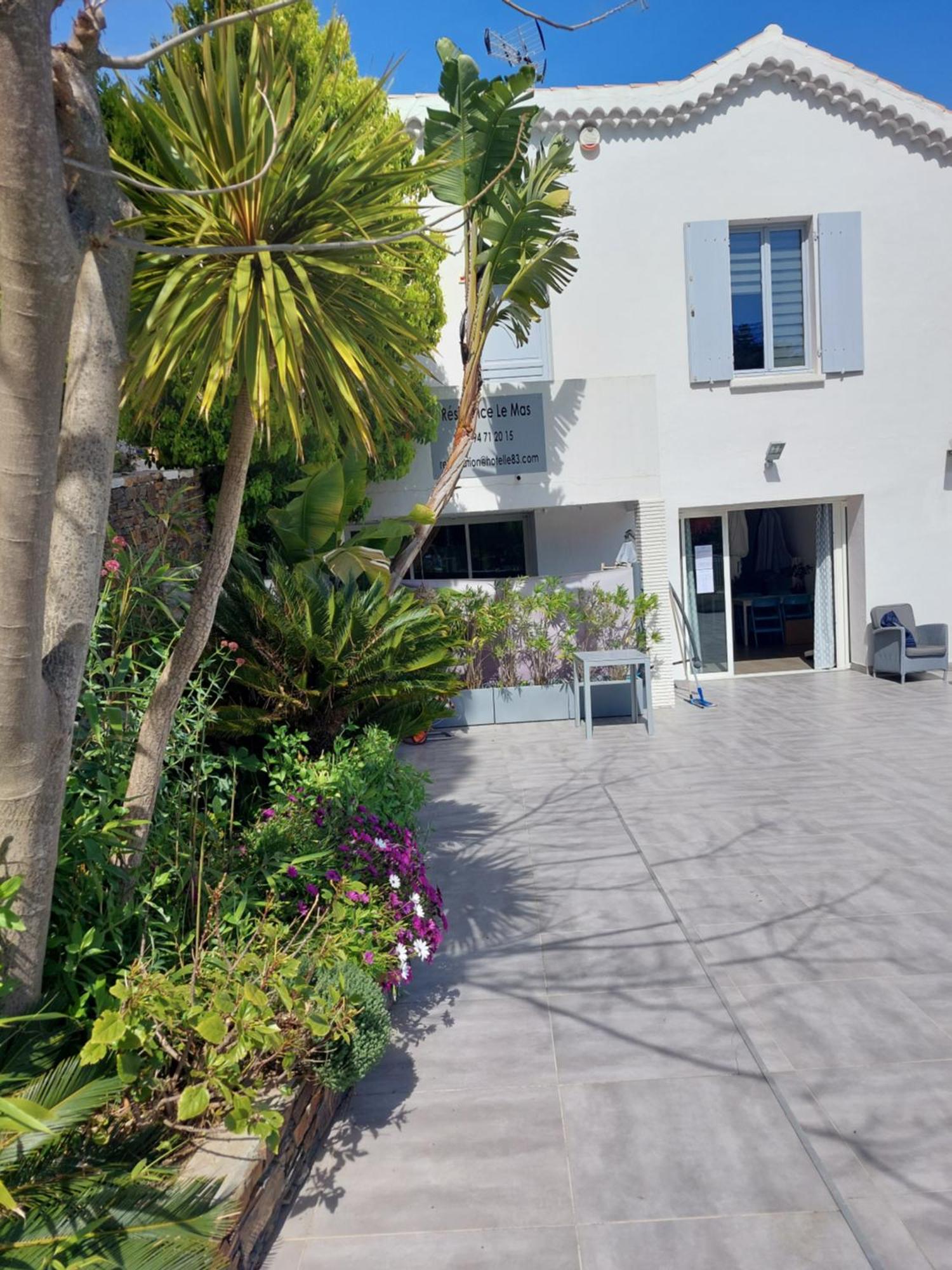 Residence Le Mas Le Lavandou Exteriör bild